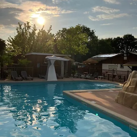 Camping Des Familles *