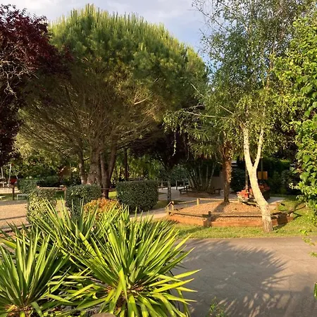 Camping Des Familles Camping *